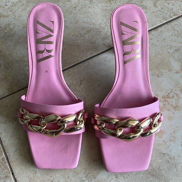 Zara Pink Sandals 💕 - Picture 2 of 9